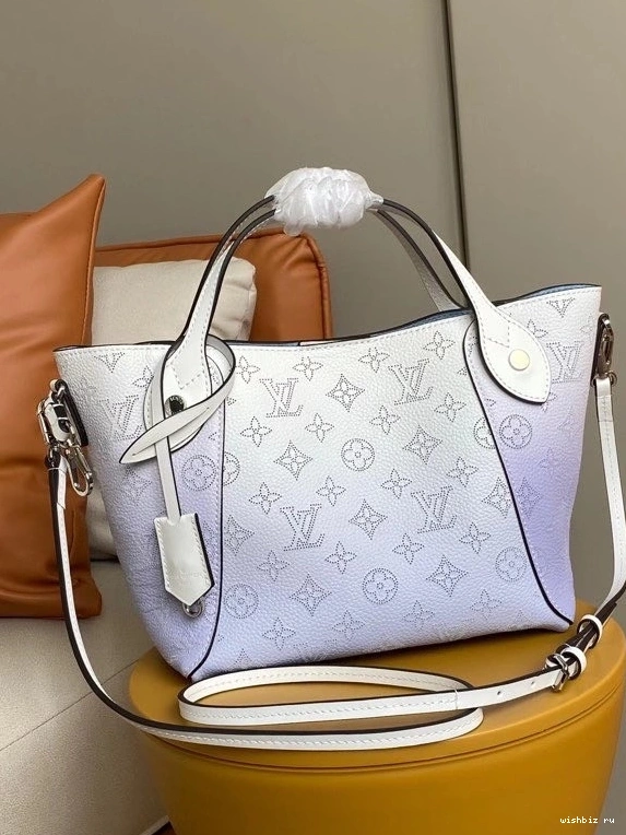 WIS LOUIS VUITTON PM HINA 0709